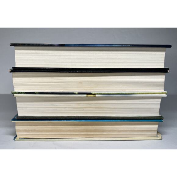 Lot of 4 CLIVE CUSSLER Hardcover Books from the #1 NY Times Author 3 Used 1 New - Picture 8 of 8